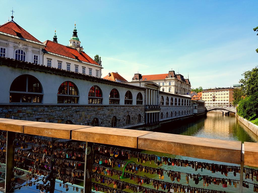 Ferienwohnung Slovenian Art Story Laibach Exterior foto