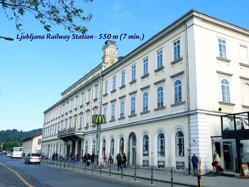 Ferienwohnung Slovenian Art Story Laibach Exterior foto