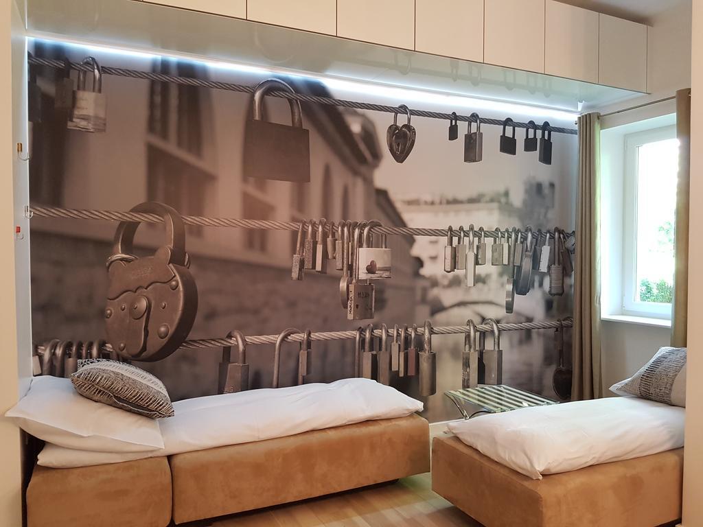 Ferienwohnung Slovenian Art Story Laibach Exterior foto